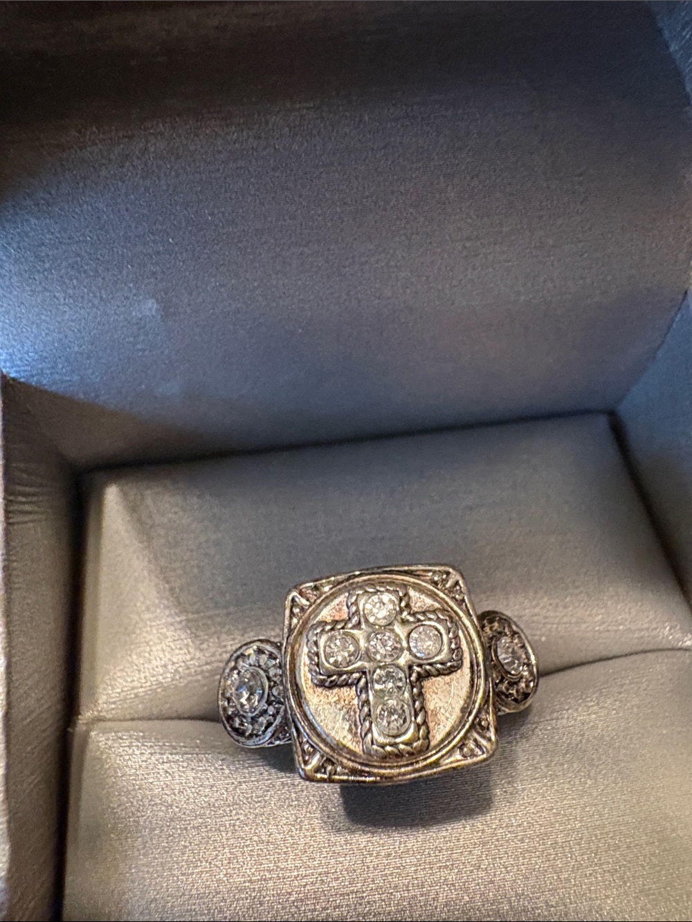 Silver Cross Cocktail Ring with Clear Stones size 9.5